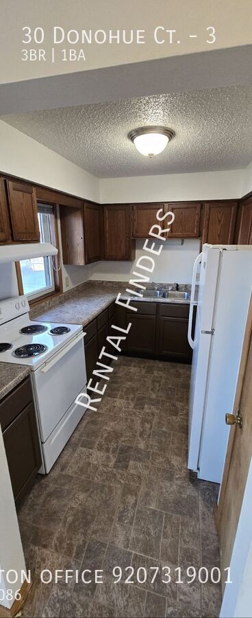 Building Photo - 30 Donohue Ct