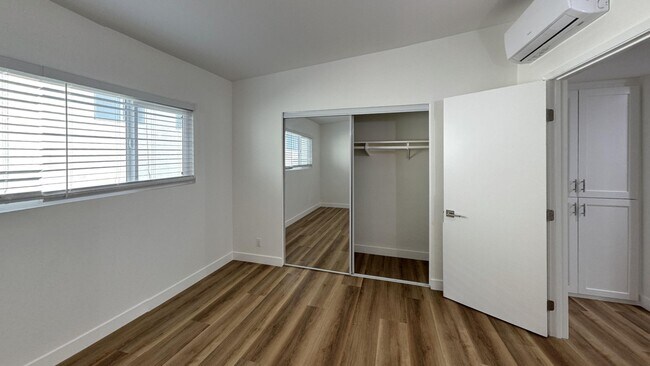 Foto del edificio - 3630 Midvale Ave