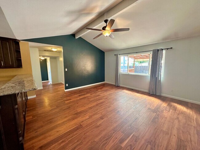 Building Photo - 3648 San Lisa Ct
