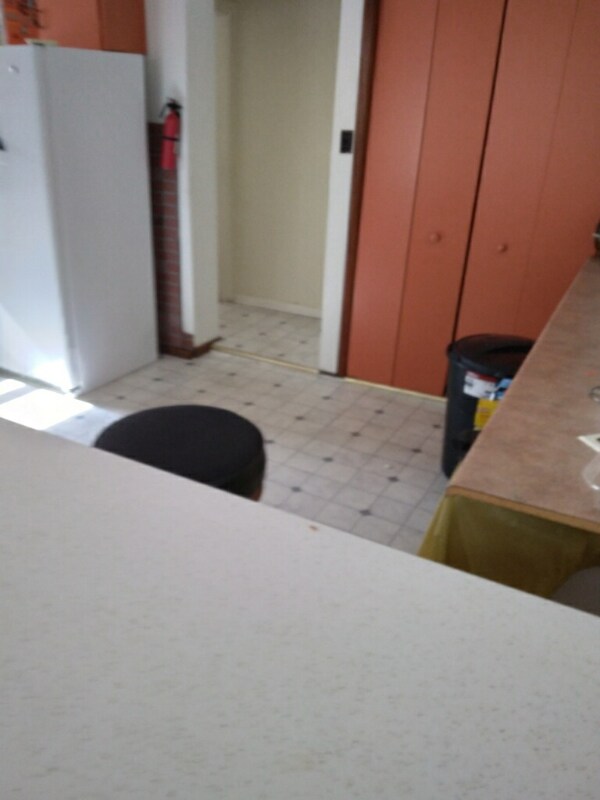 Foto del edificio - 404 Brown St