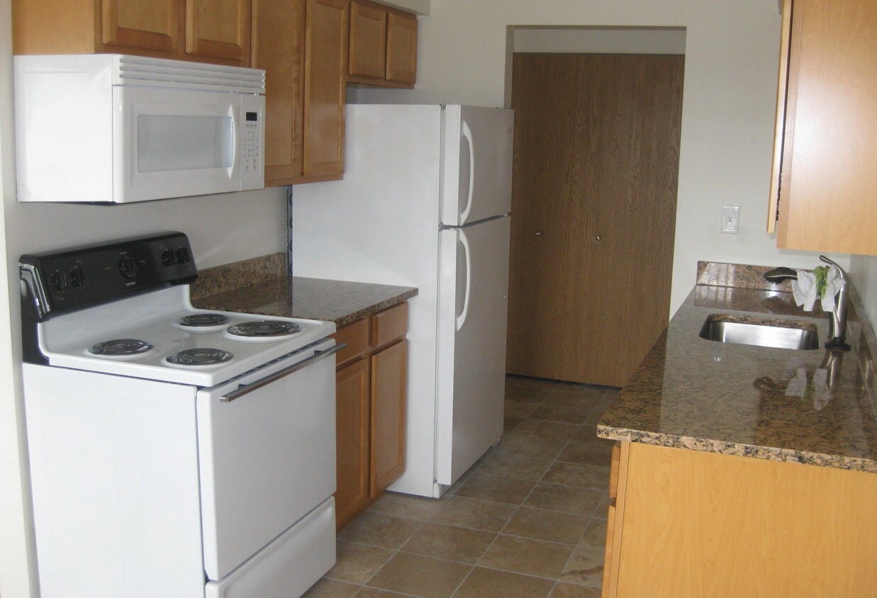 Primary Photo - 5232 Perry Rd