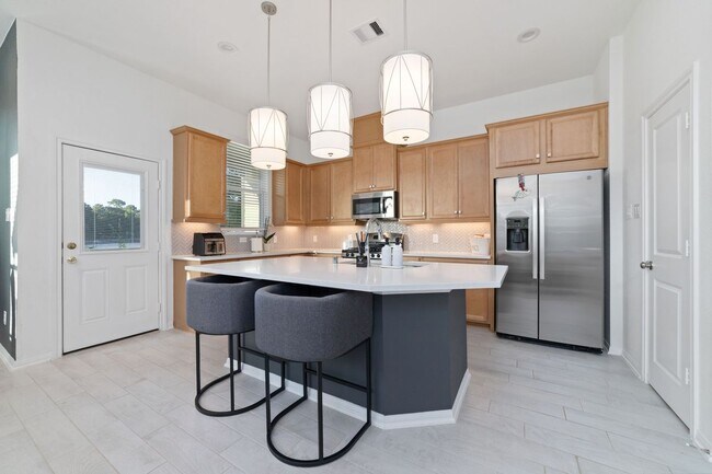 Building Photo - 331 E Coralburst Lp