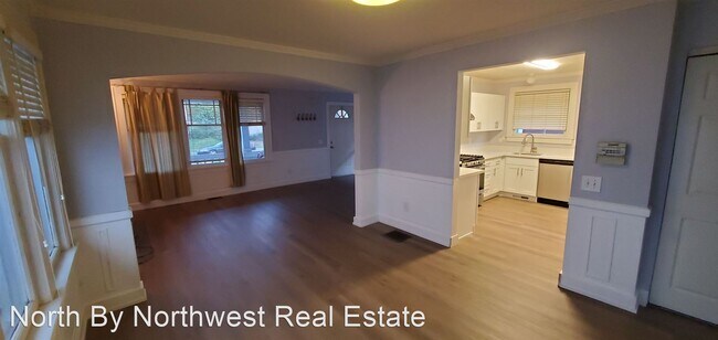 Foto del edificio - 3 br, 2 bath House - 6807 Weedin Pl NE