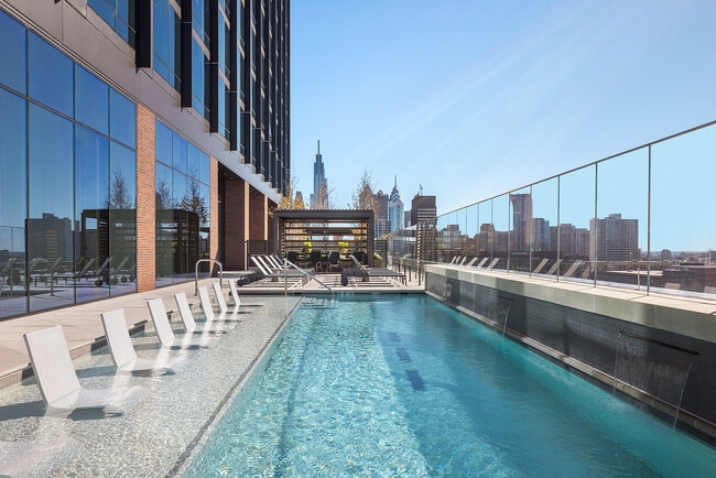 Avira - Avira Apartments