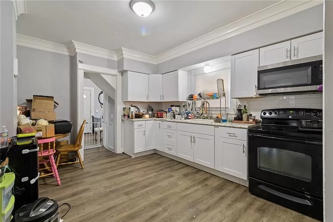 Kitchen - 80 Carthage St