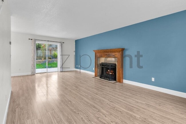 Building Photo - 7410 SW 173rd Pl