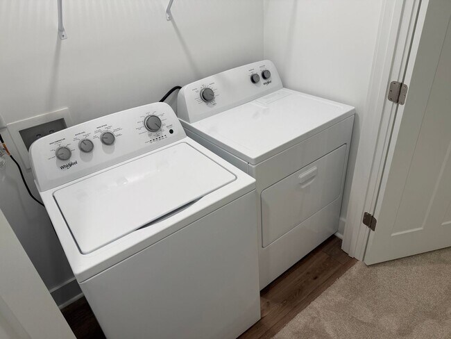 Building Photo - 514 W Norvell Ct