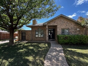 Building Photo - 10320 Knoxville Ave