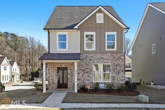 Building Photo - 1220 Hawthorne Tr