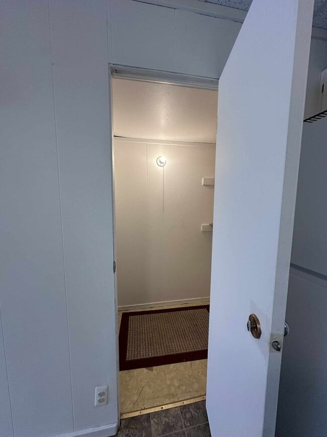 Building Photo - 12th Avenue Court