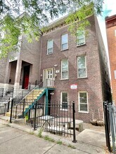 Building Photo - 1412 W Flournoy St