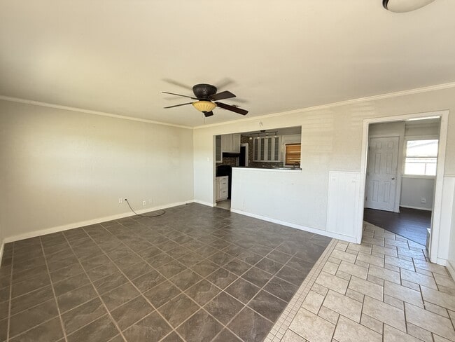 Foto del edificio - 3412 Baumann Ave