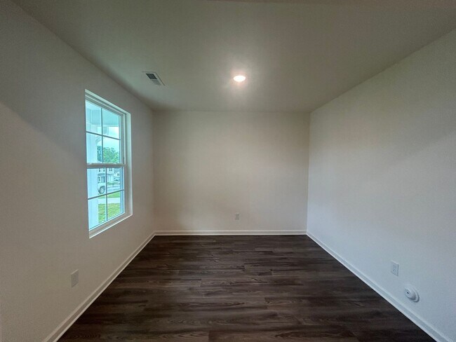 Foto del edificio - 796 Smokey Ridge Rd