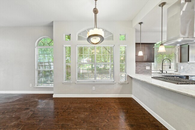 Foto del edificio - 9128 Cumberland Dr
