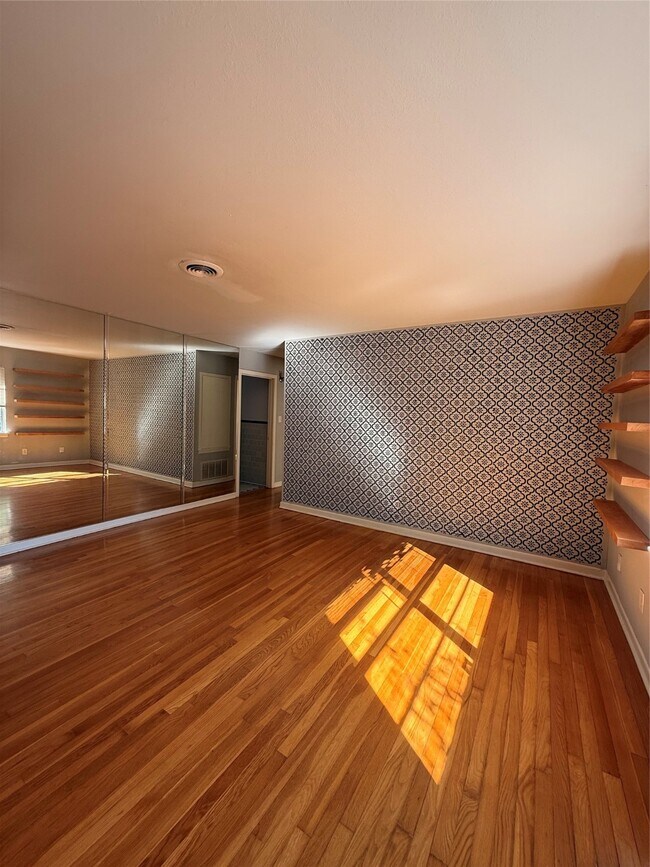 Foto del edificio - 5724 1/2 Parwill St