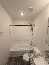 Building Photo - 626 Magnolia Bend