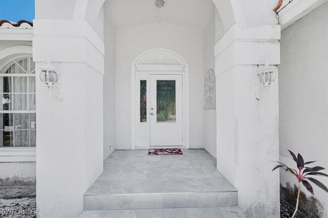 Foto del edificio - 1833 N Bahama Ave