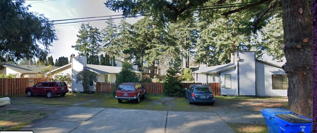 Building Photo - 3339 SE 150th Ave