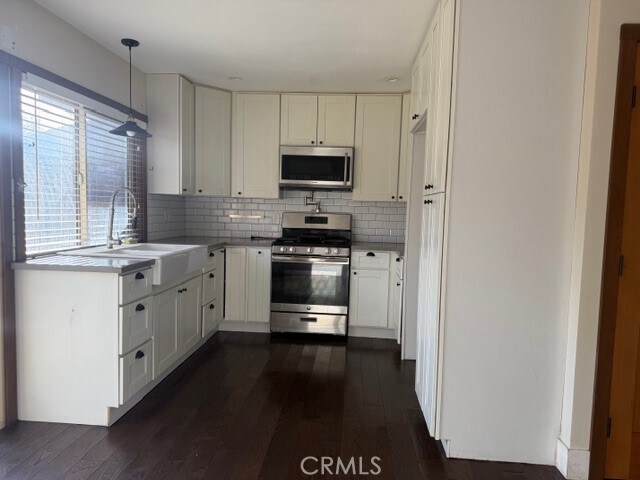 Foto del edificio - 3832 Bixby Dr