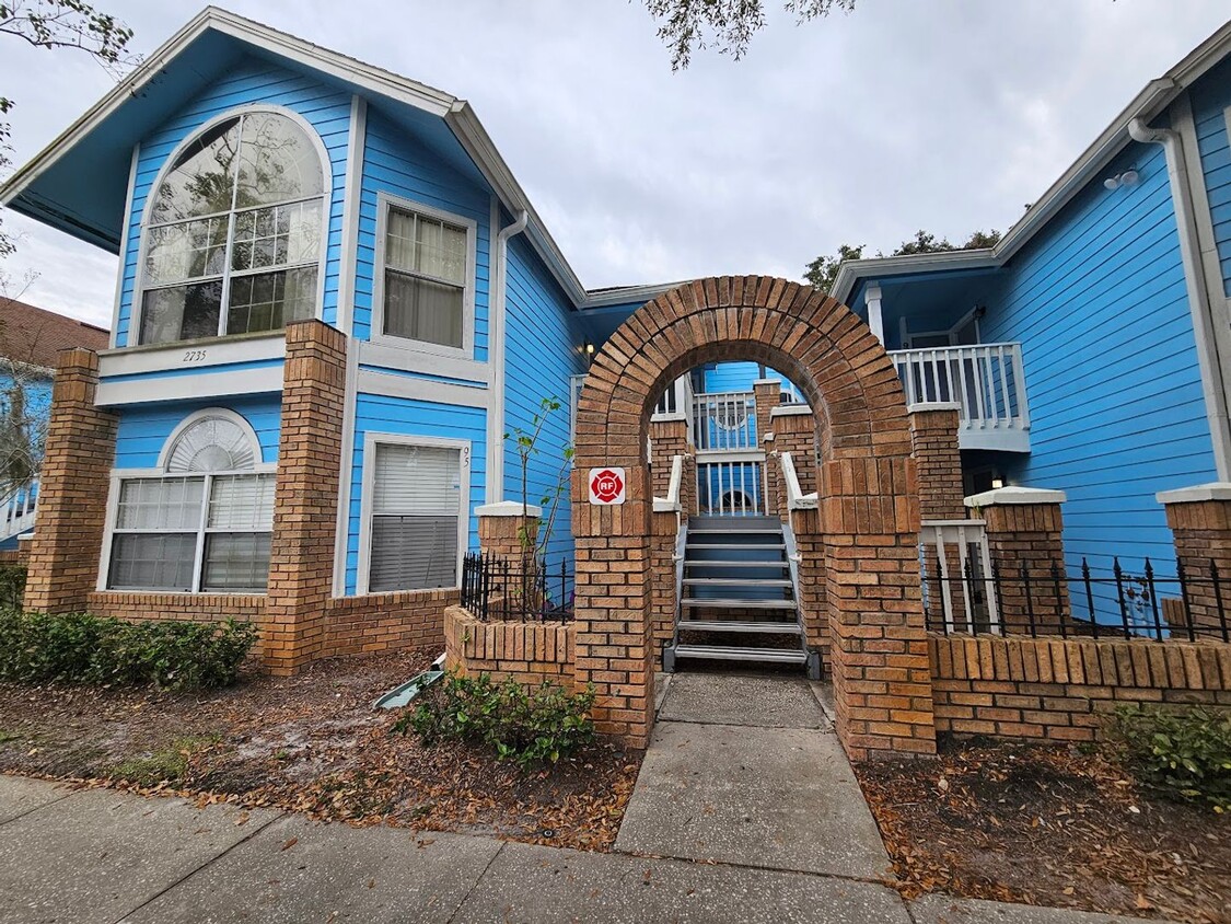Foto principal - REMODELED 3 Bedroom 2 Bath Condo For Rent ...