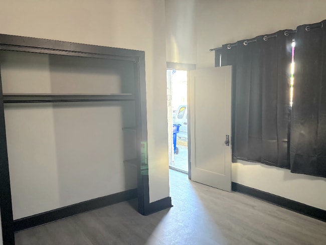 Foto del edificio - 404 St Philip St