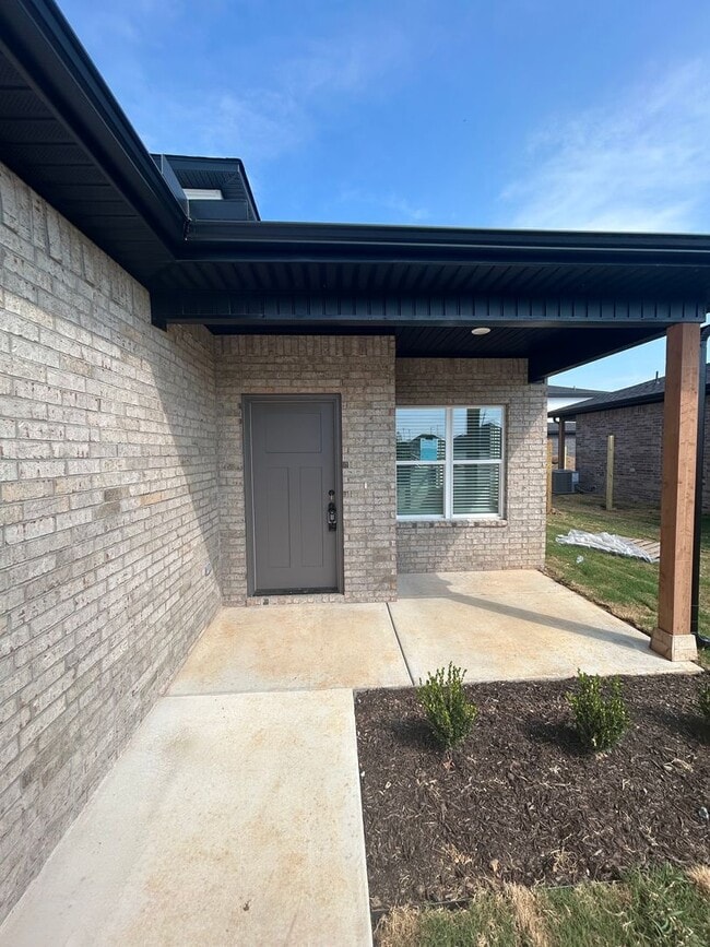 Photo - 621-623 Cosmos St Apartment