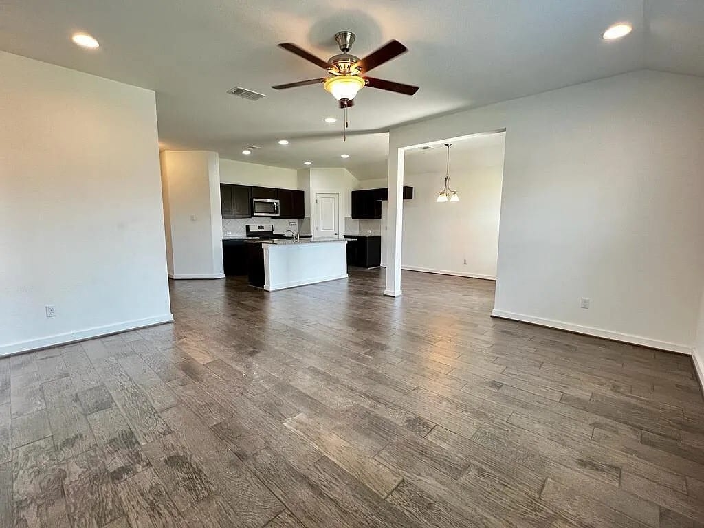 Building Photo - 5845 Casstello Dr