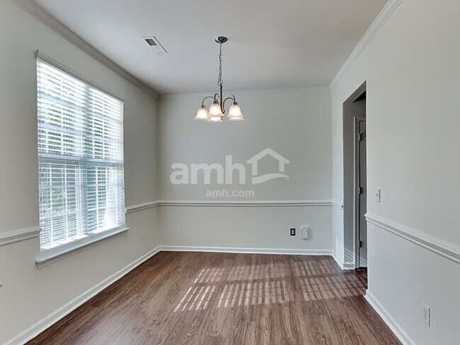 Building Photo - 2800 Meherrin Ct