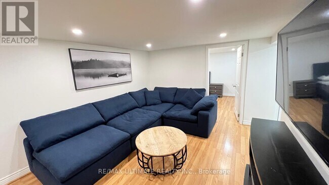 Photo du bâtiment - 30 Ferris Rd