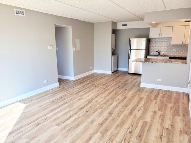 Building Photo - 8141 W 84th Pl