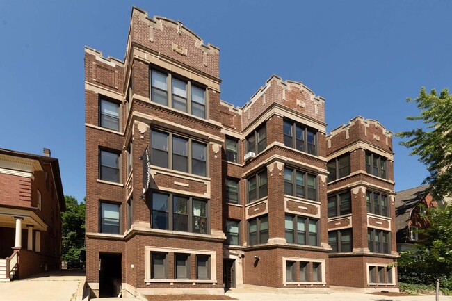 Exterior del edificio - 5128-5132 S. Cornell Avenue