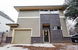 Building Photo - 1615 Canterbury St