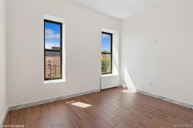 Foto del edificio - 311 St Ann's Ave
