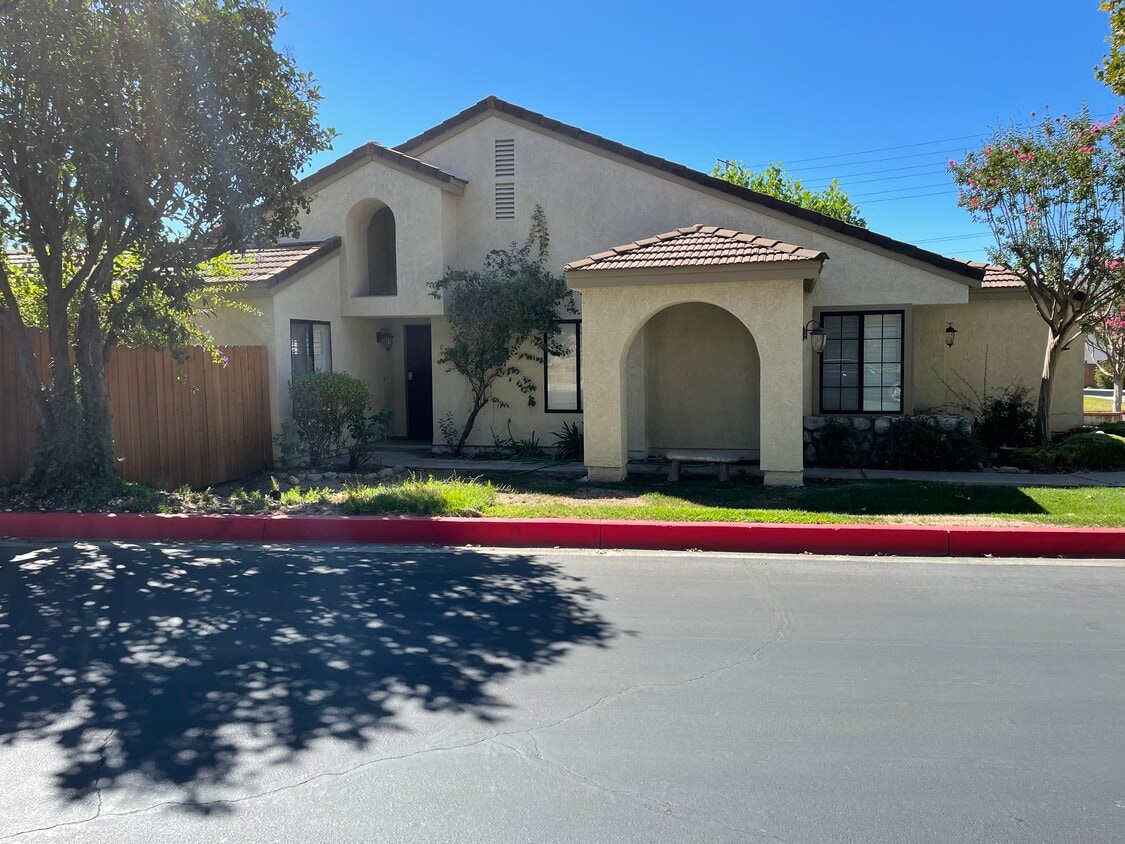 2014 Springcreek Cir, Upland, CA 91784 House Rental in Upland, CA