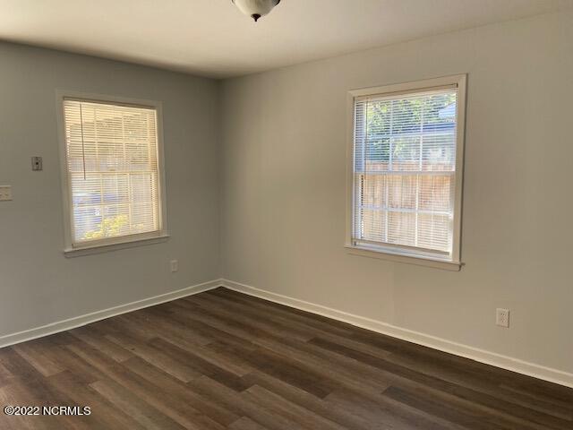 Building Photo - 729 Montclair Dr