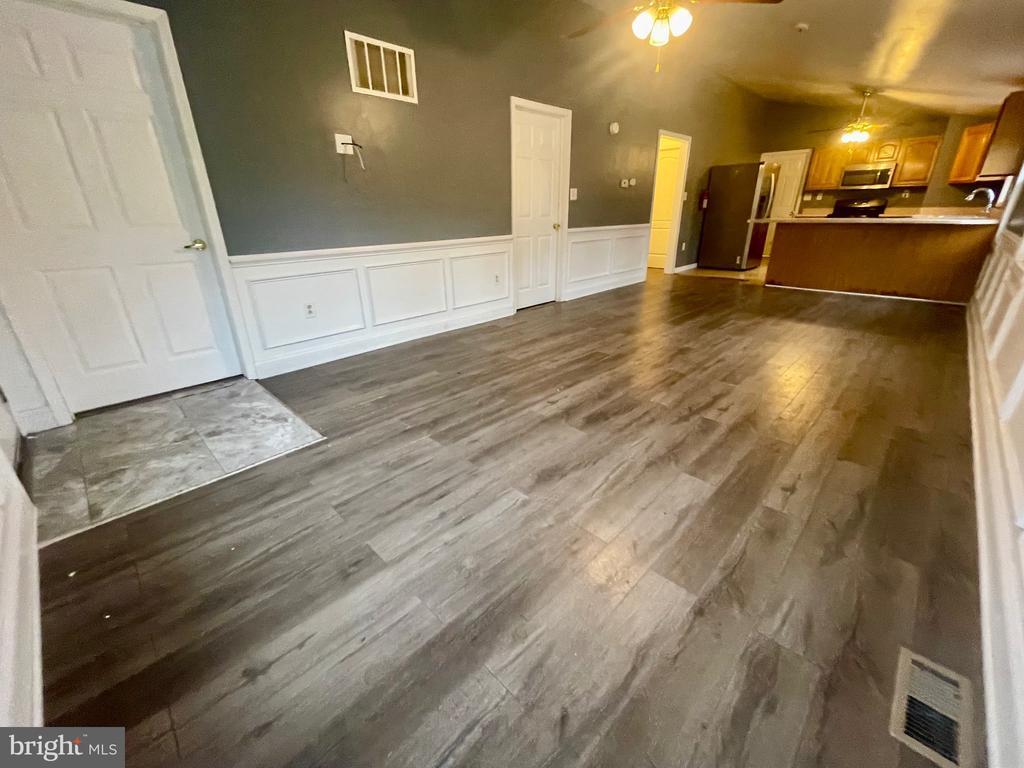 Foto principal - 733 N Lenola Rd