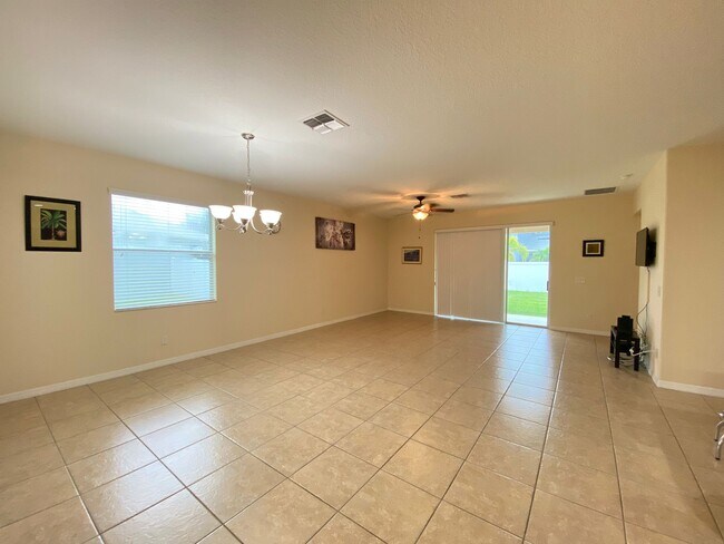 Foto del edificio - 2555 Carrickton Cir