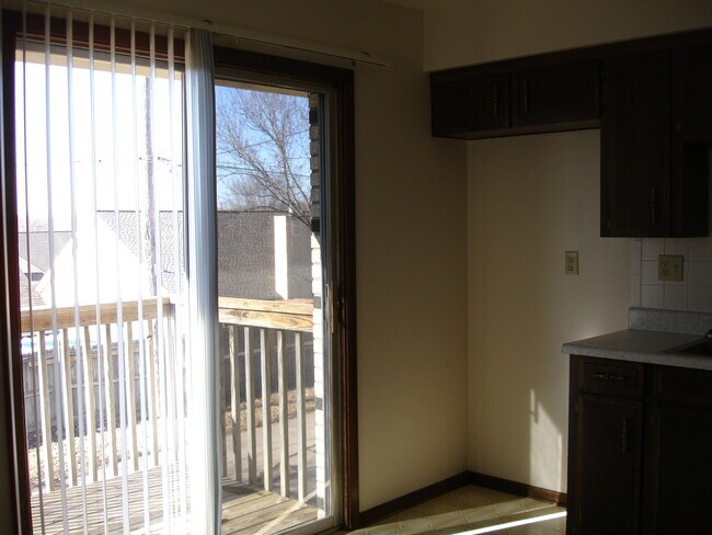 Foto del edificio - 7104 N Park Ave