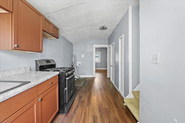 Foto del edificio - 1375 E Minnesota St