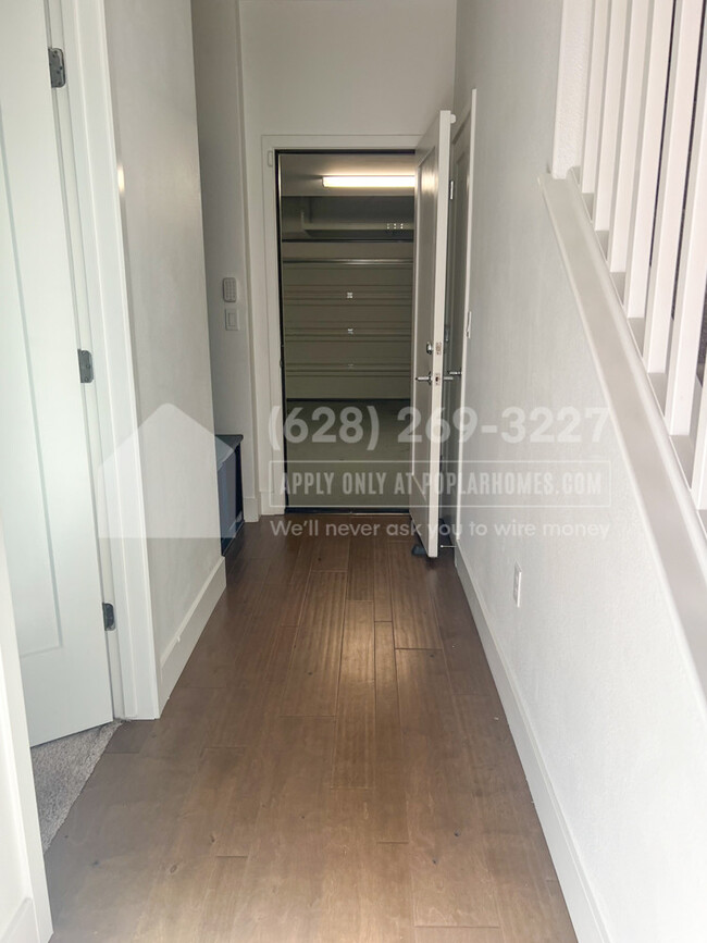 Foto del edificio - 4038 Scottfield St