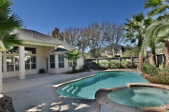 Building Photo - 12210 Santa Fe Springs Ct