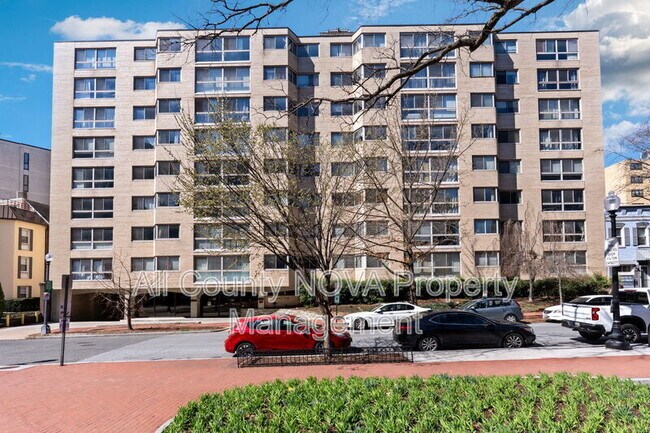 Foto del edificio - 922 24th St NW