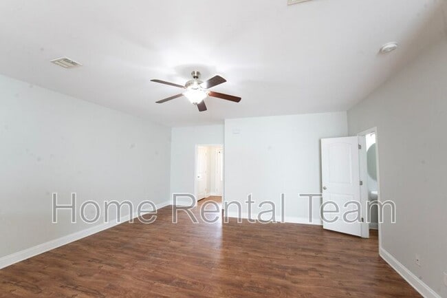 Foto del edificio - 573 Gov Treutlen Cir