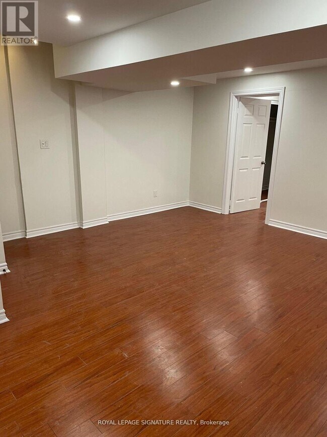 Building Photo - 3265 Carabella Way