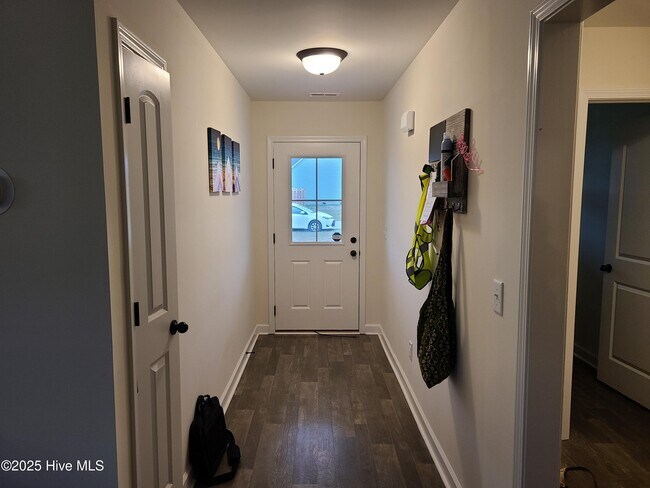 Foto del edificio - 600 Osprey Landing Dr