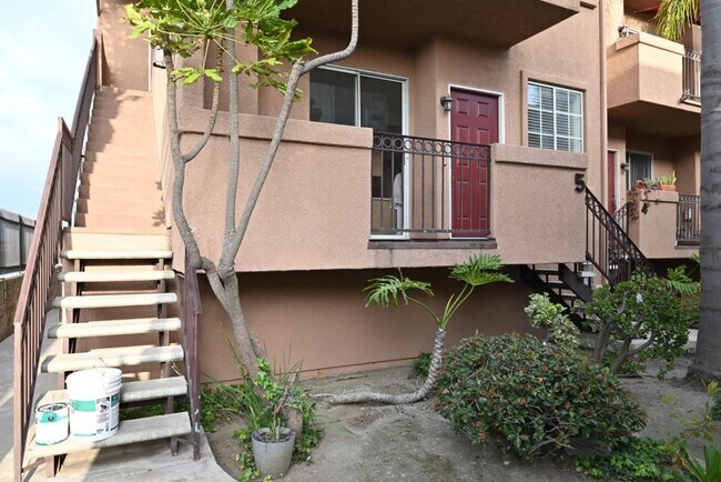 Foto del edificio - 21836 Vermont Ave
