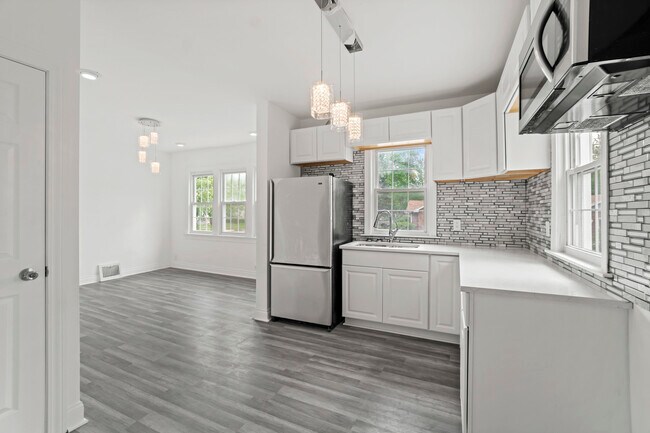 Foto del edificio - 14856 Perry Ave