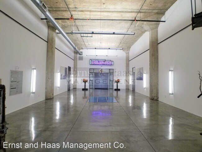 Building Photo - 1 br, 1 bath House - 115 4th St. #210