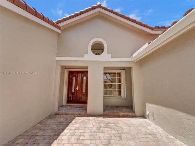 Building Photo - 8913 NW 194th Terrace