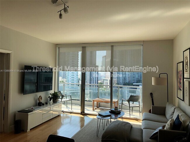 Foto del edificio - 90 SW 3rd St